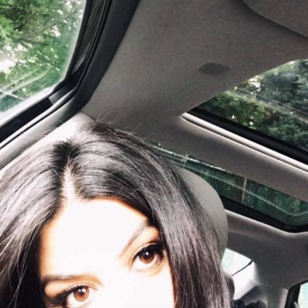 Meet your Posher, Zainab